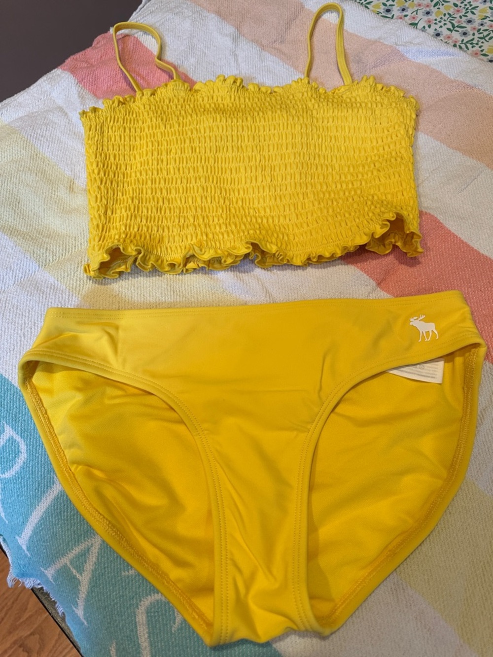 Abercrombie Kids Yellow Smocked Tankini Set Size 15/16